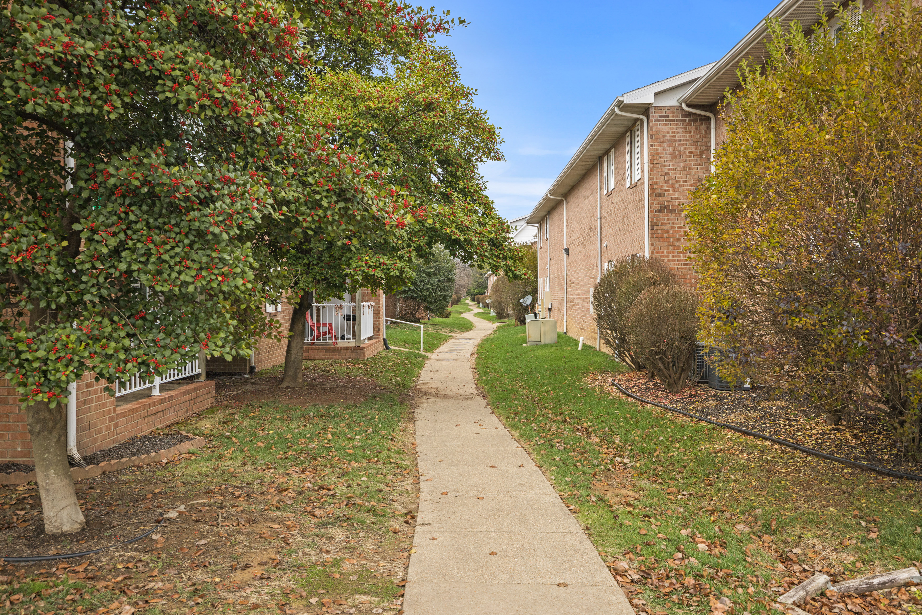 Devonshire Gardens & Devonshire Place The Multifamily Advisory Group